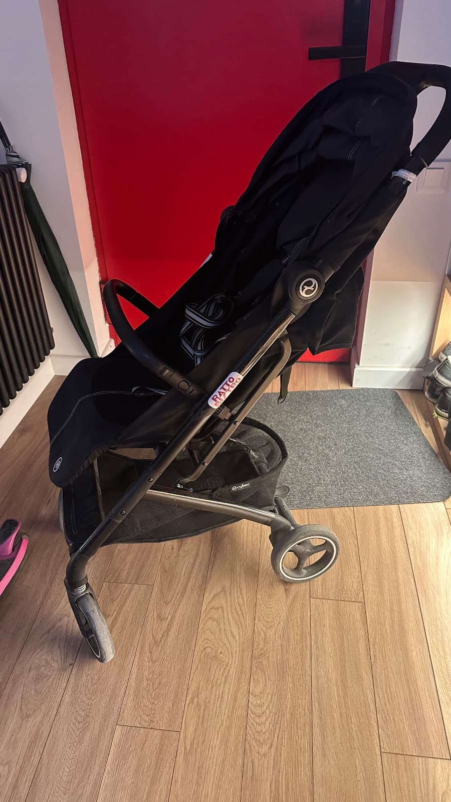 Коляска прогулочная Cybex beezy